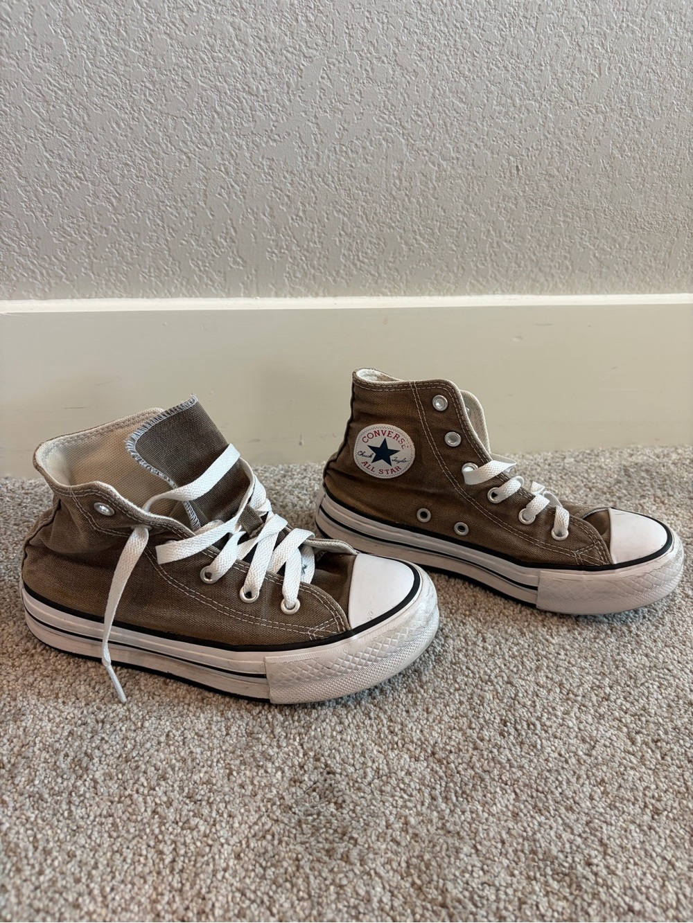 Converse Kids High Top Sneakers in Brown Canvas with White Trim